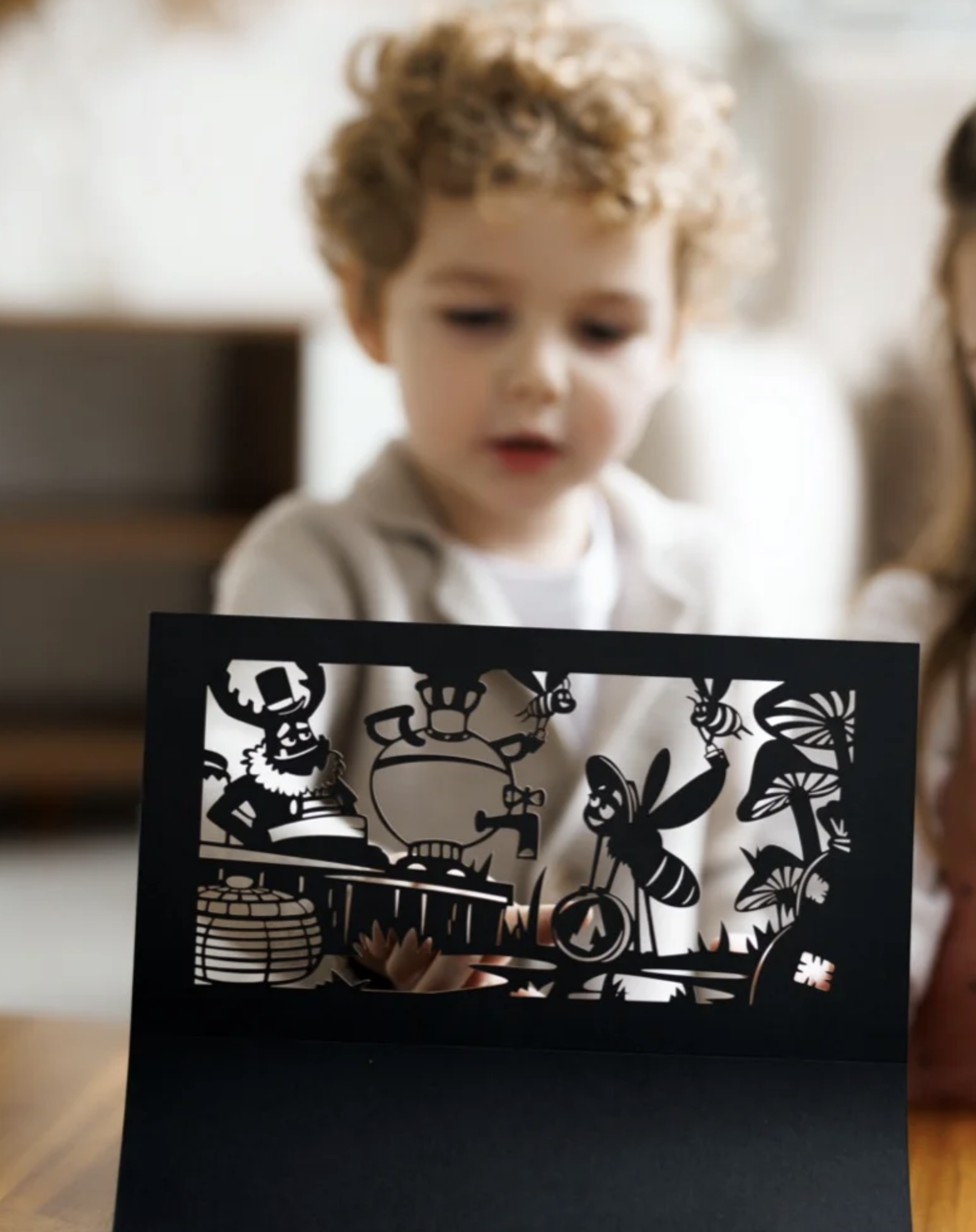 Театр Теней. Муха-Цокотуха. Корней Чуковский